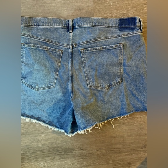 Abercrombie & Finch Mom Shorts - Picture 5 of 5